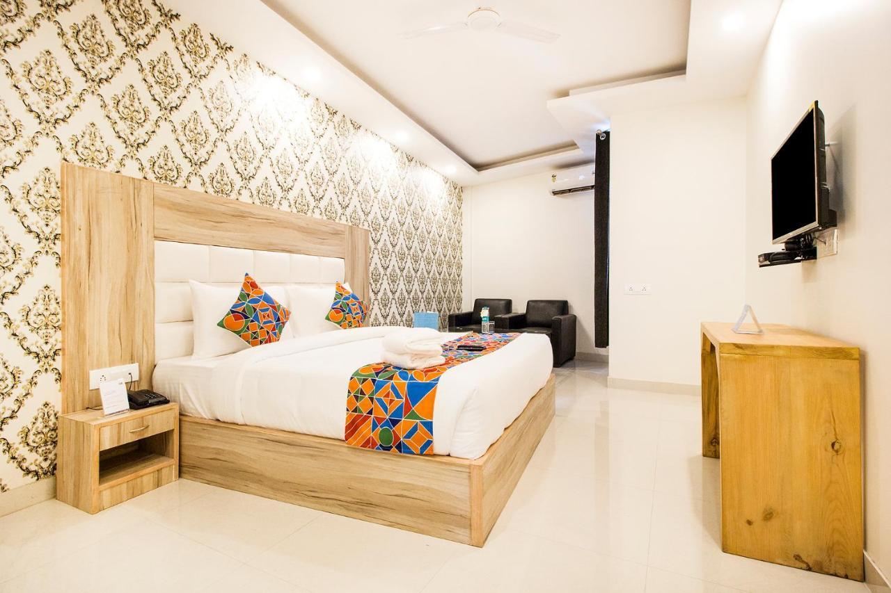 Fabhotel Modesty Delhi Airport Neu-Delhi Exterior foto